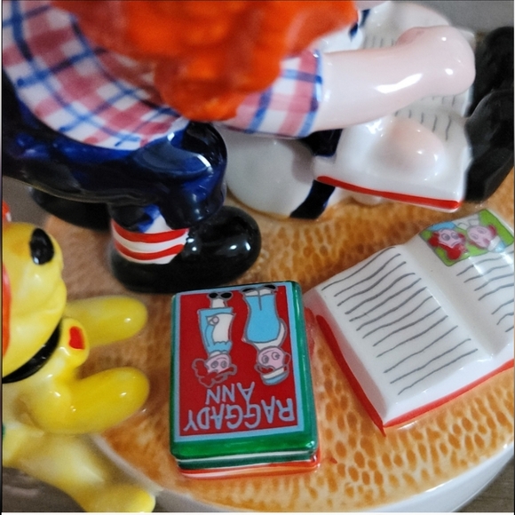 Vintage Raggedy Ann and Andy musical merry go round - Picture 3 of 9